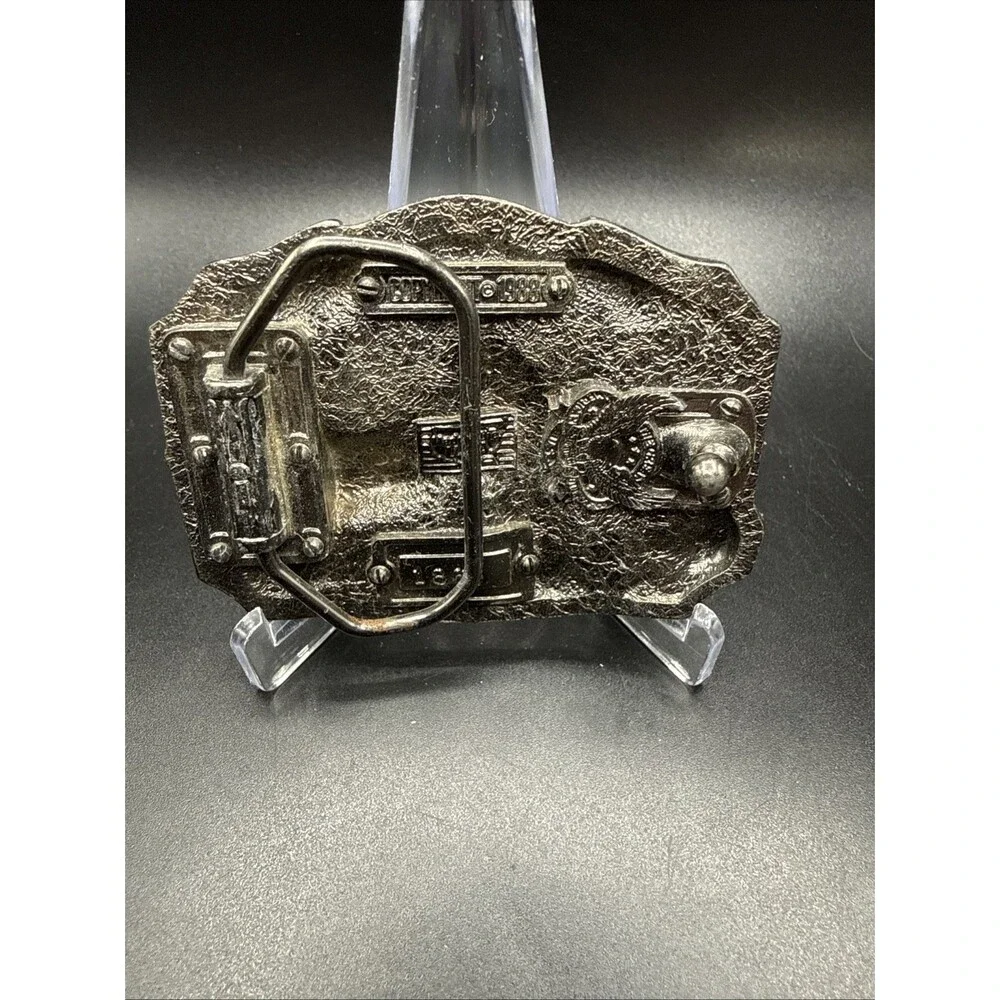Vintage 1988 FIREFIGHTERS AMERICAN HEROES BELT BUCKLE - Great American Buckle Co